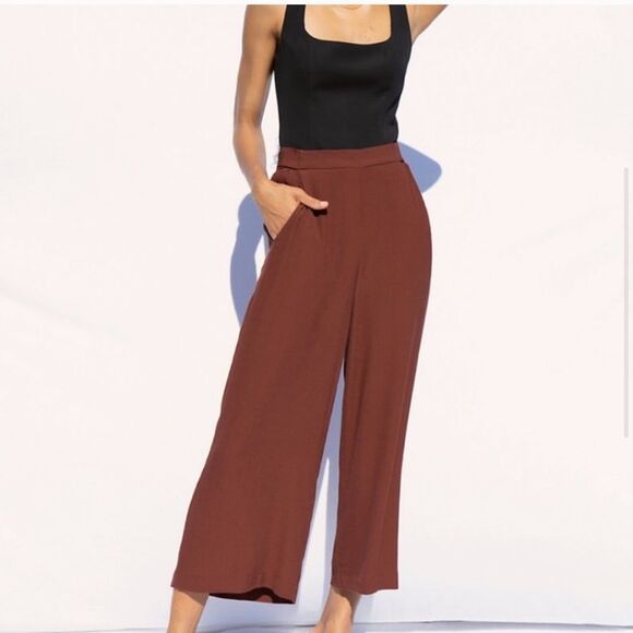 Aritzia Pants - Aritzia Wilfred faun pant crop wide leg in rustique color